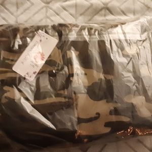 Hoodie jacket with zipper front